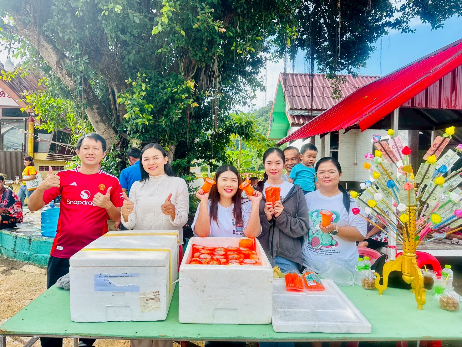 กิจกรรมทำบุญทอดกฐินและตั้งโรงทานณ.วัดวังไลย์เจริญธรรม